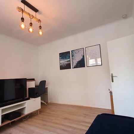 Joli T2- Centre Ville - Parking Gratuit - Wifi Dunkirk Exterior photo