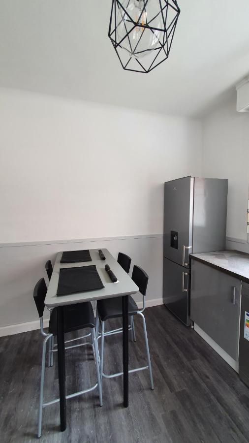 Joli T2- Centre Ville - Parking Gratuit - Wifi Dunkirk Exterior photo